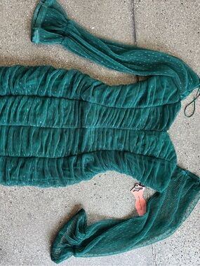 Fashion Nova Emerald Green Ruched Off-Shoulder Prom Dress